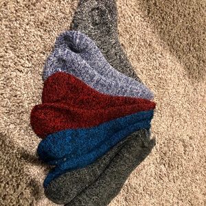 Hot Feet Toddler Boys and Girls 5 Pack Crew Thermal Socks w/ no slip bottom grip